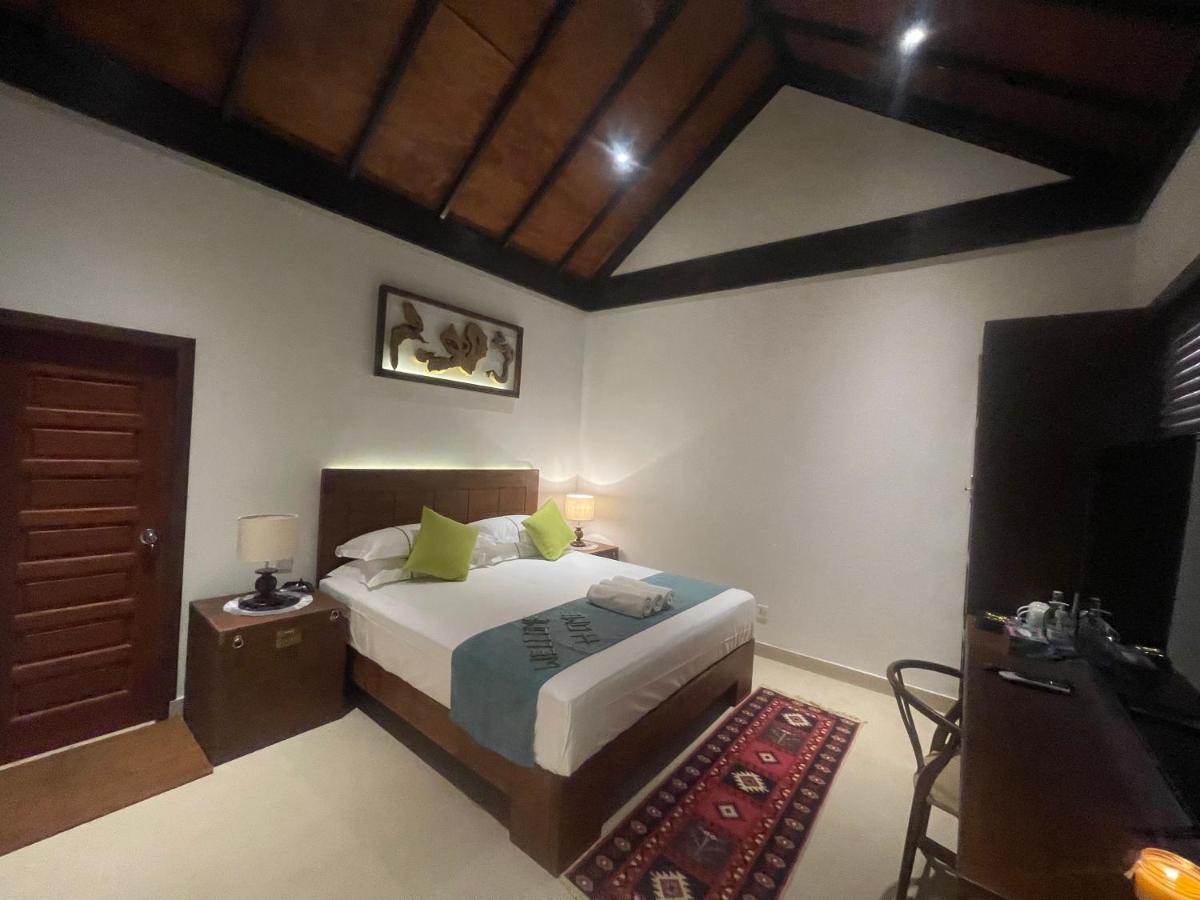 Atholhu Residence Fehendhoo Екстер'єр фото