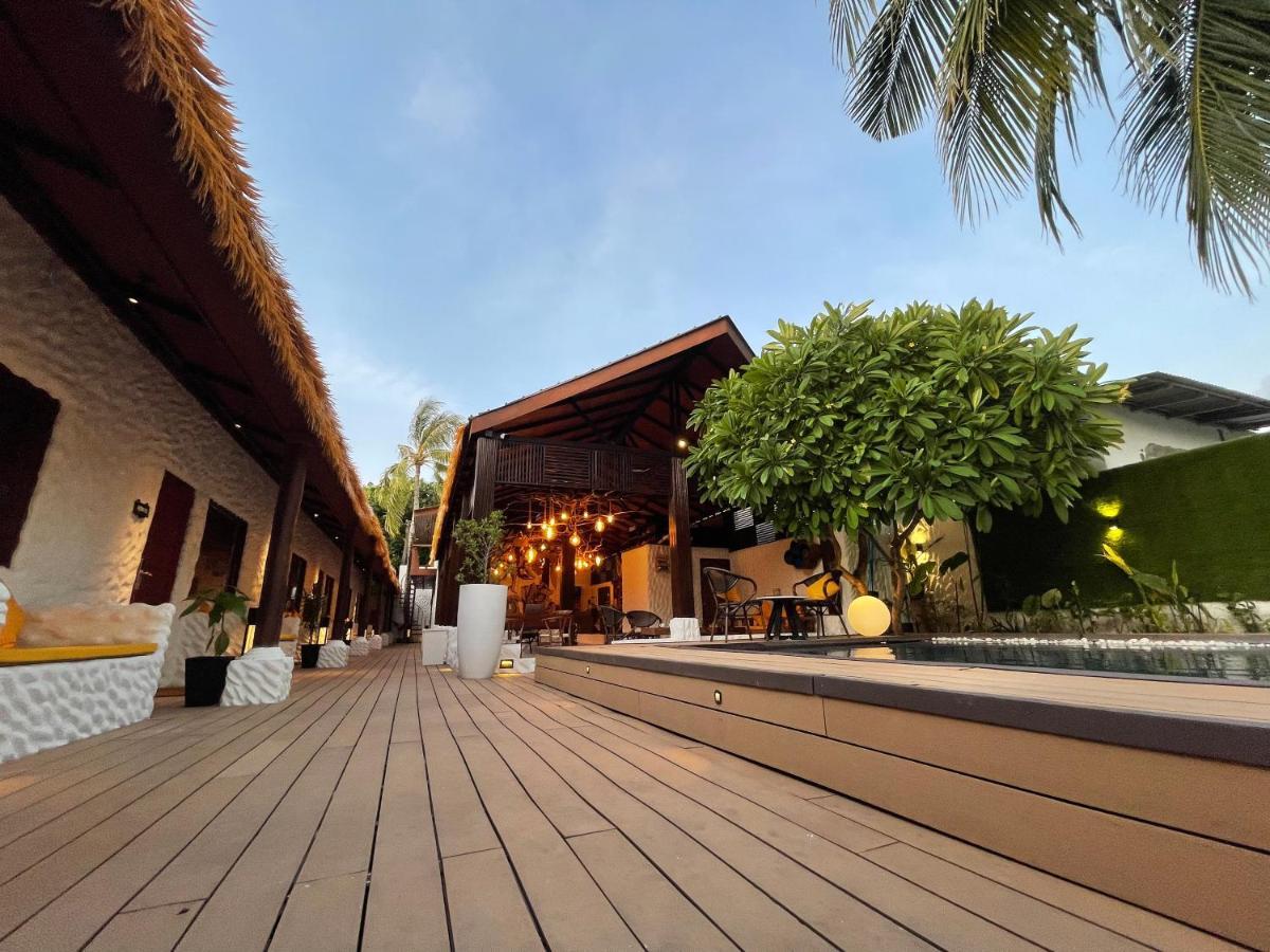 Atholhu Residence Fehendhoo Екстер'єр фото